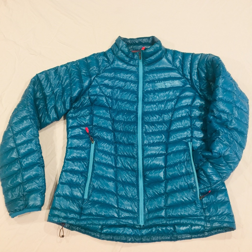 Mountain hardware jacket